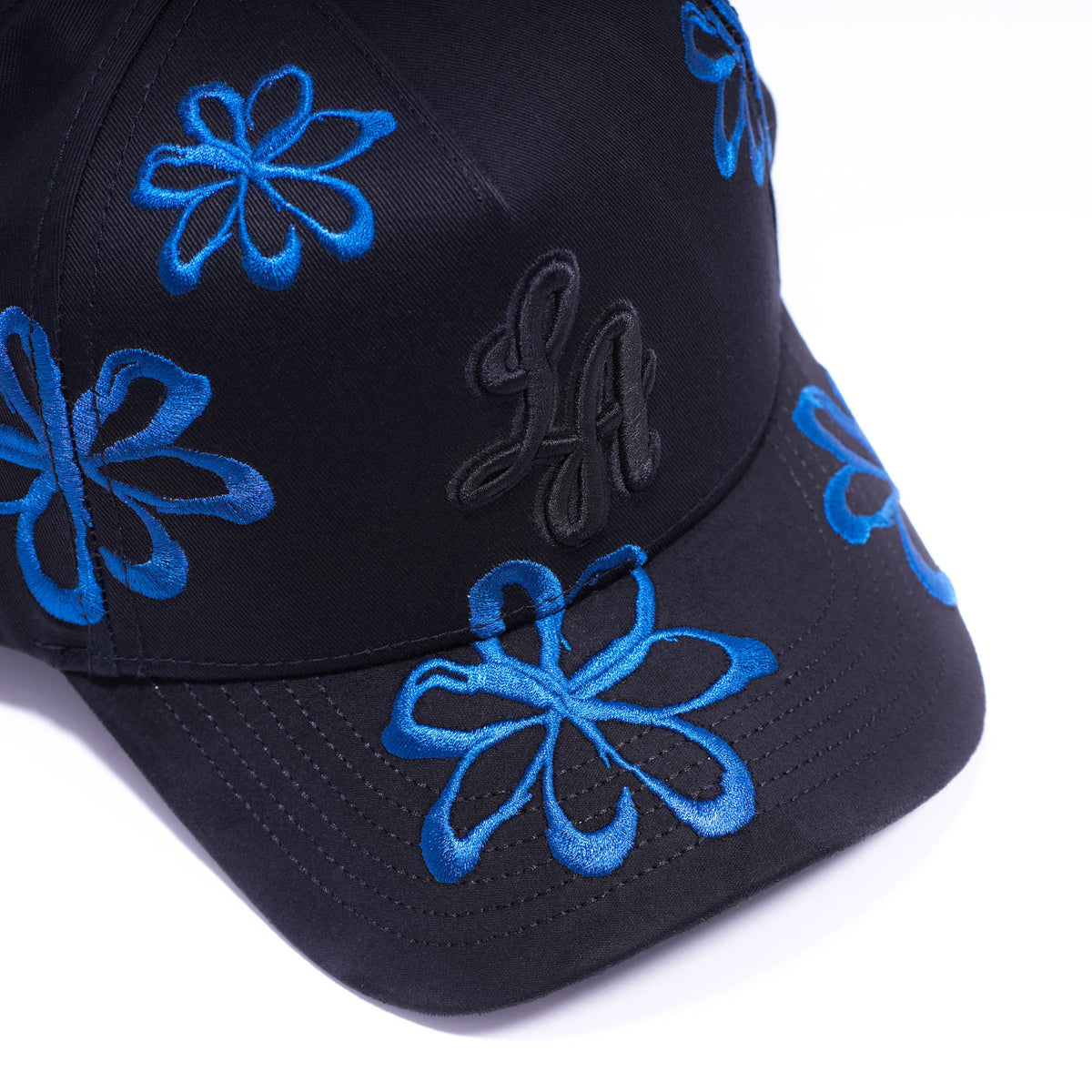 CASH ONLY LA BLUE FLOWERS