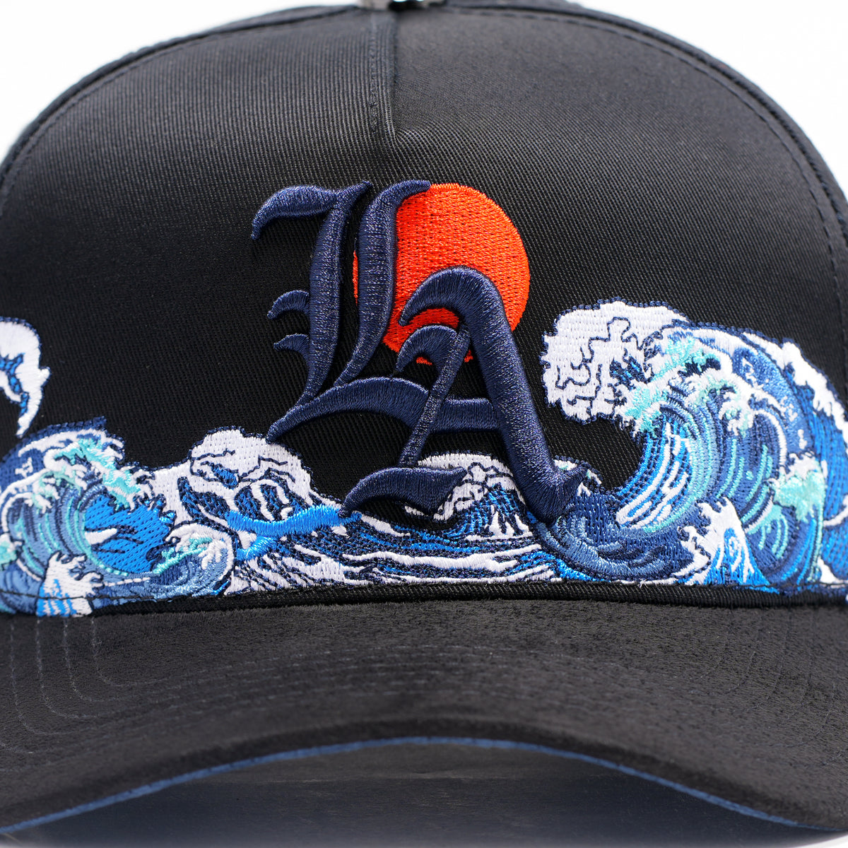 CASH ONLY LA MEETS THE OCEAN AZUL MARINO JAPON