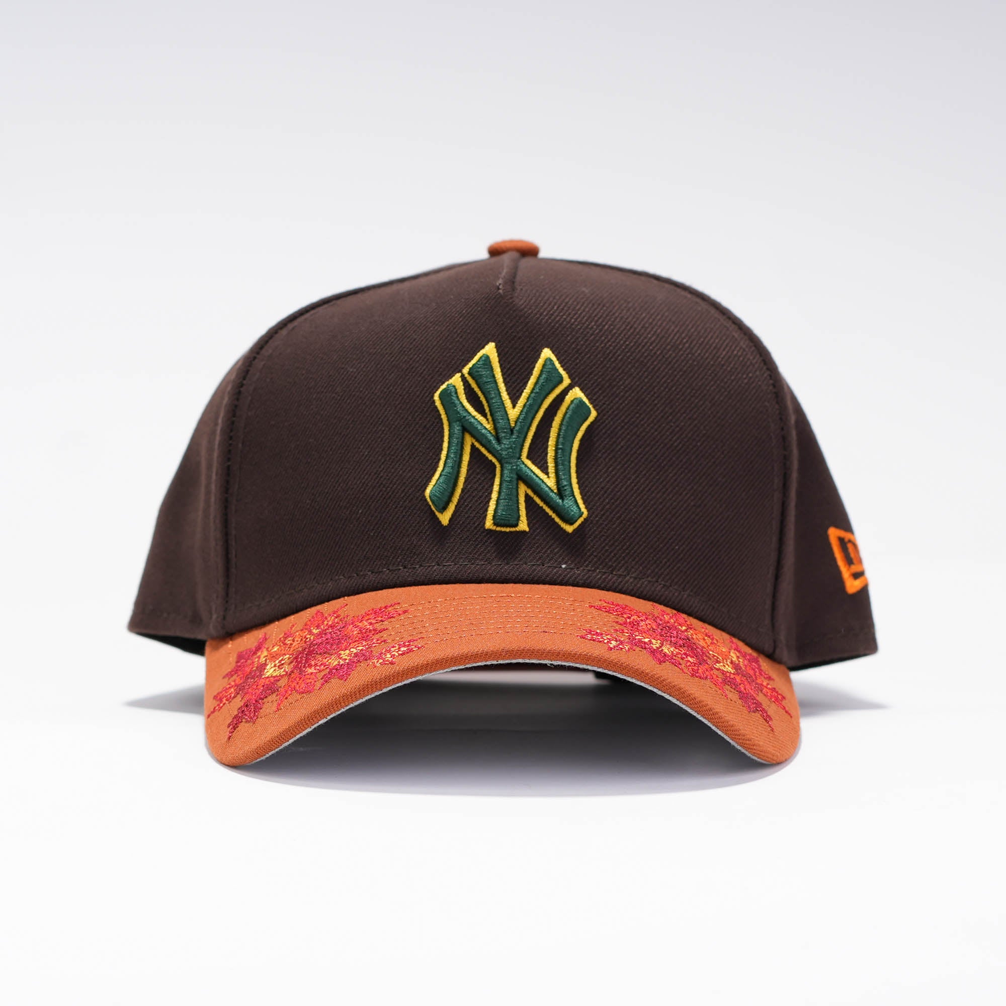 NY Yankees Otoño hojas Café