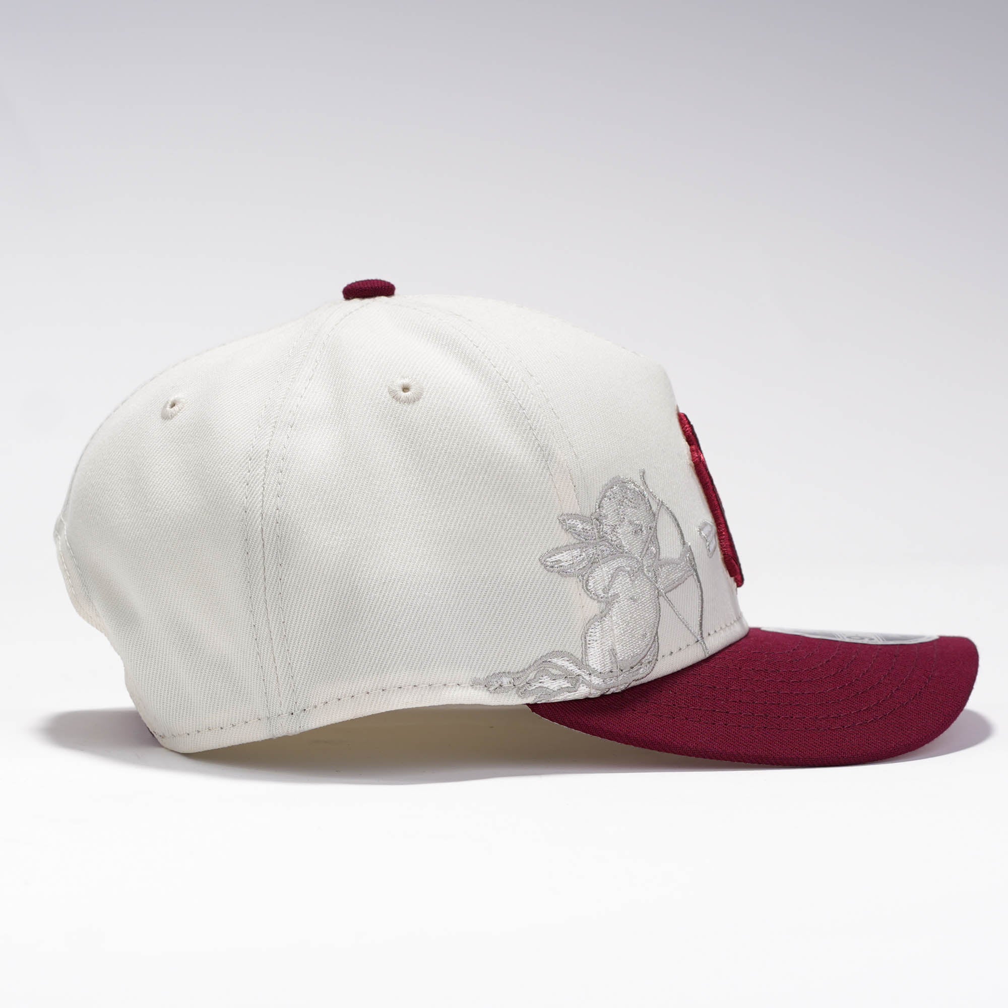 NY Yankees San Valentin Beige y Rojo Valentin