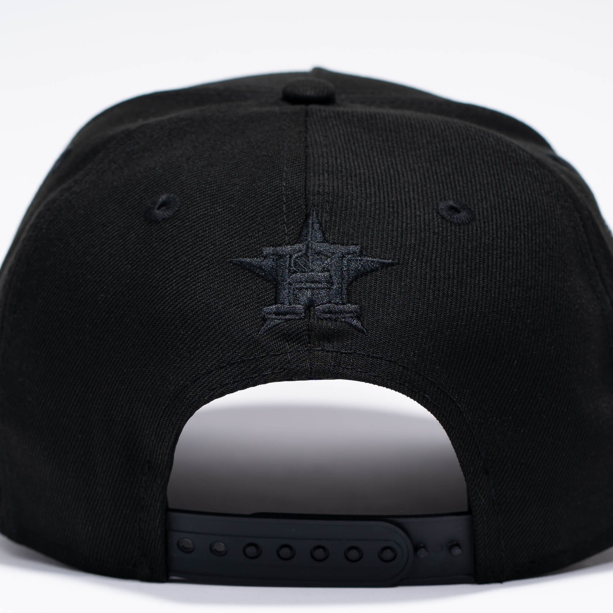 NEW ERA ASTROS DE HOUSTON NEGRO DORADO