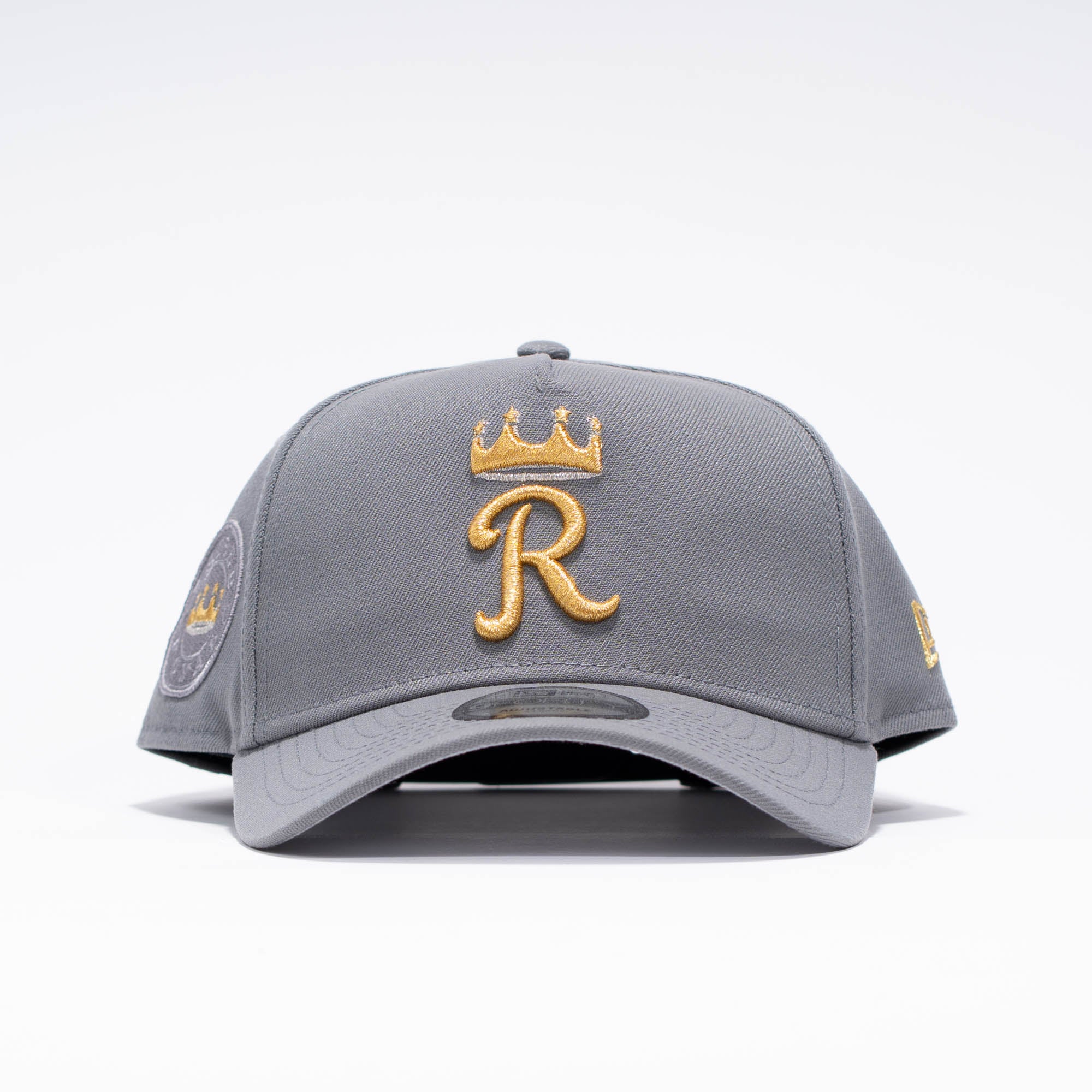 NEW ERA KANSAS CITY ROYALS GRIS DORADO