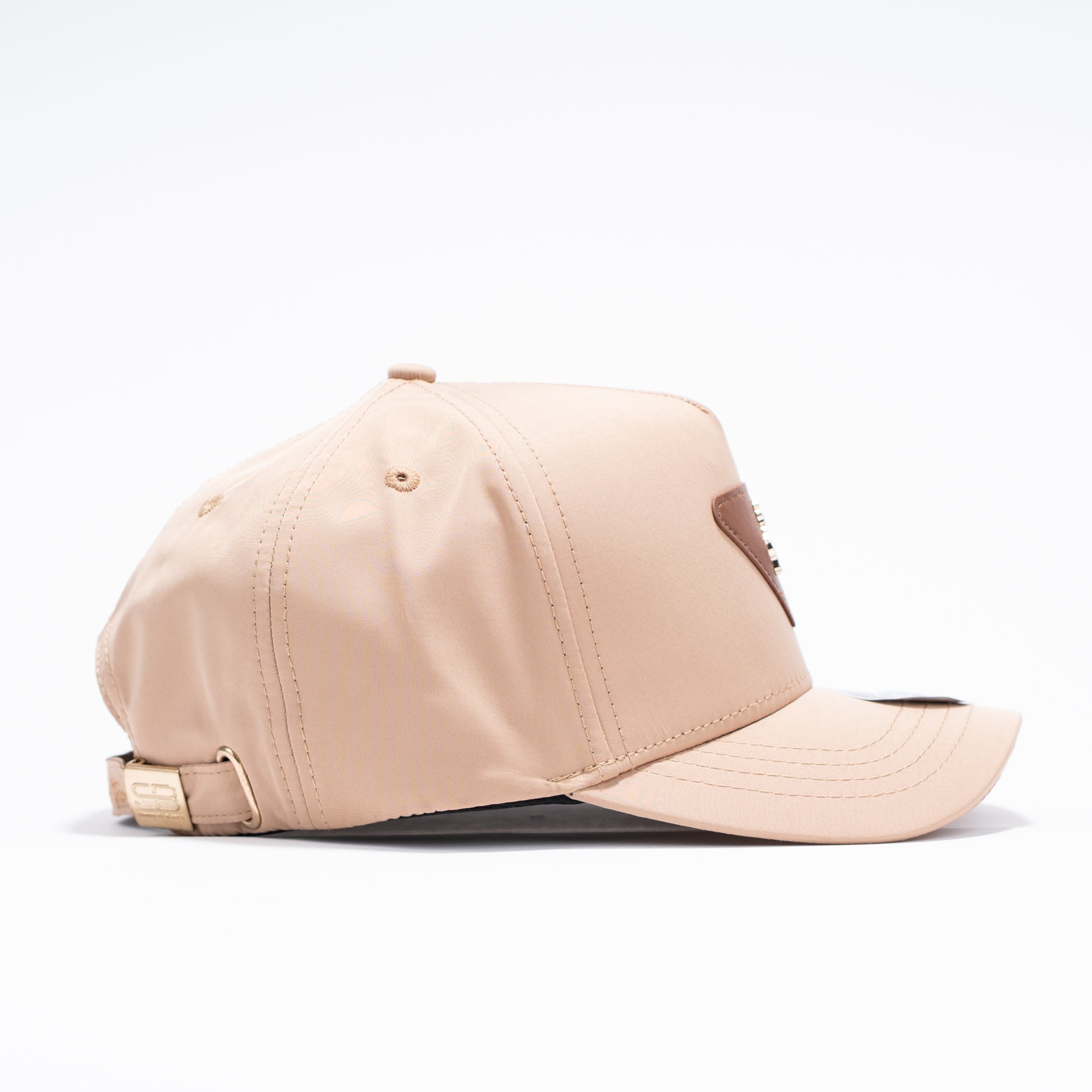 CABALLO BEIGE