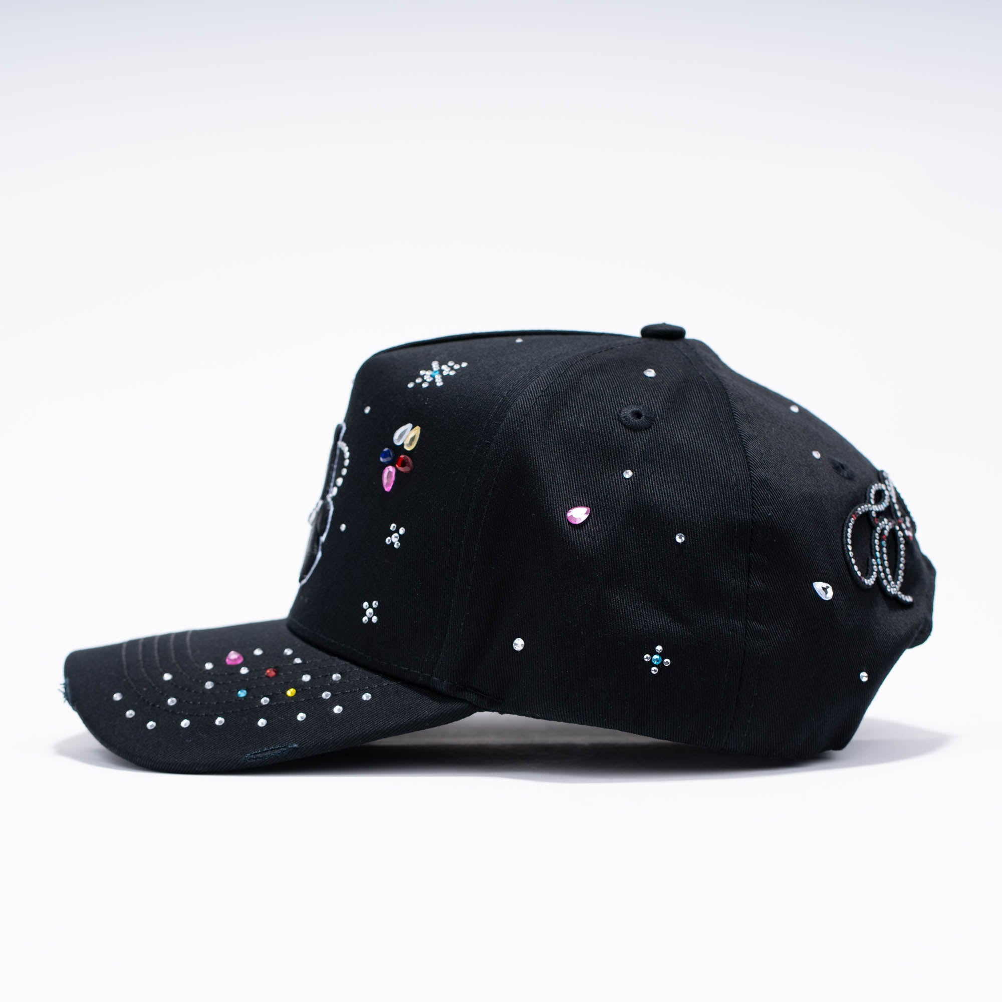 Thirty one MAGO Magic Universe
