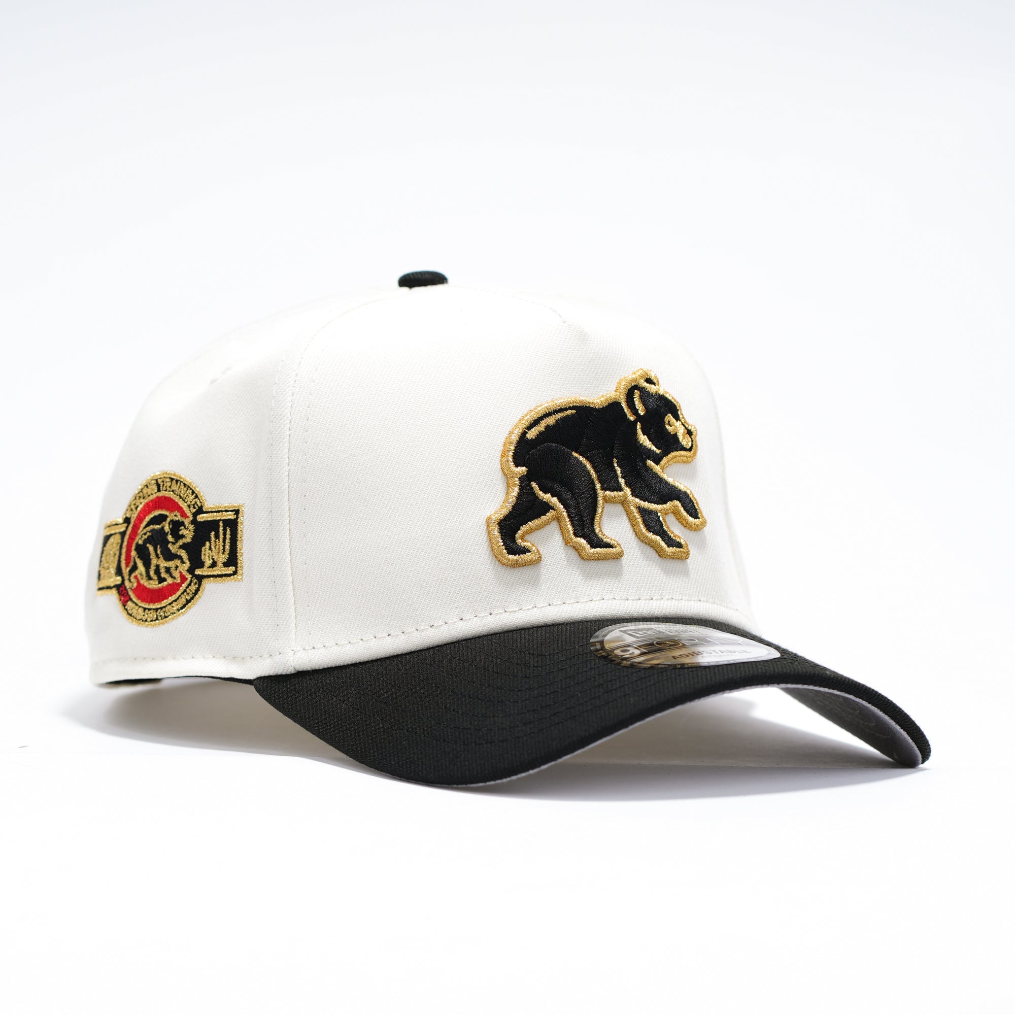 Chicago Cubs Oso Gold Blanco y Negro Spring training