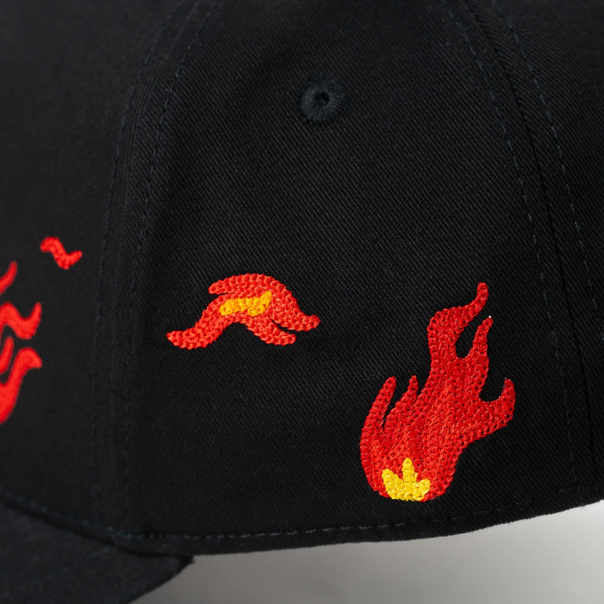 Oso Snapback Negro
