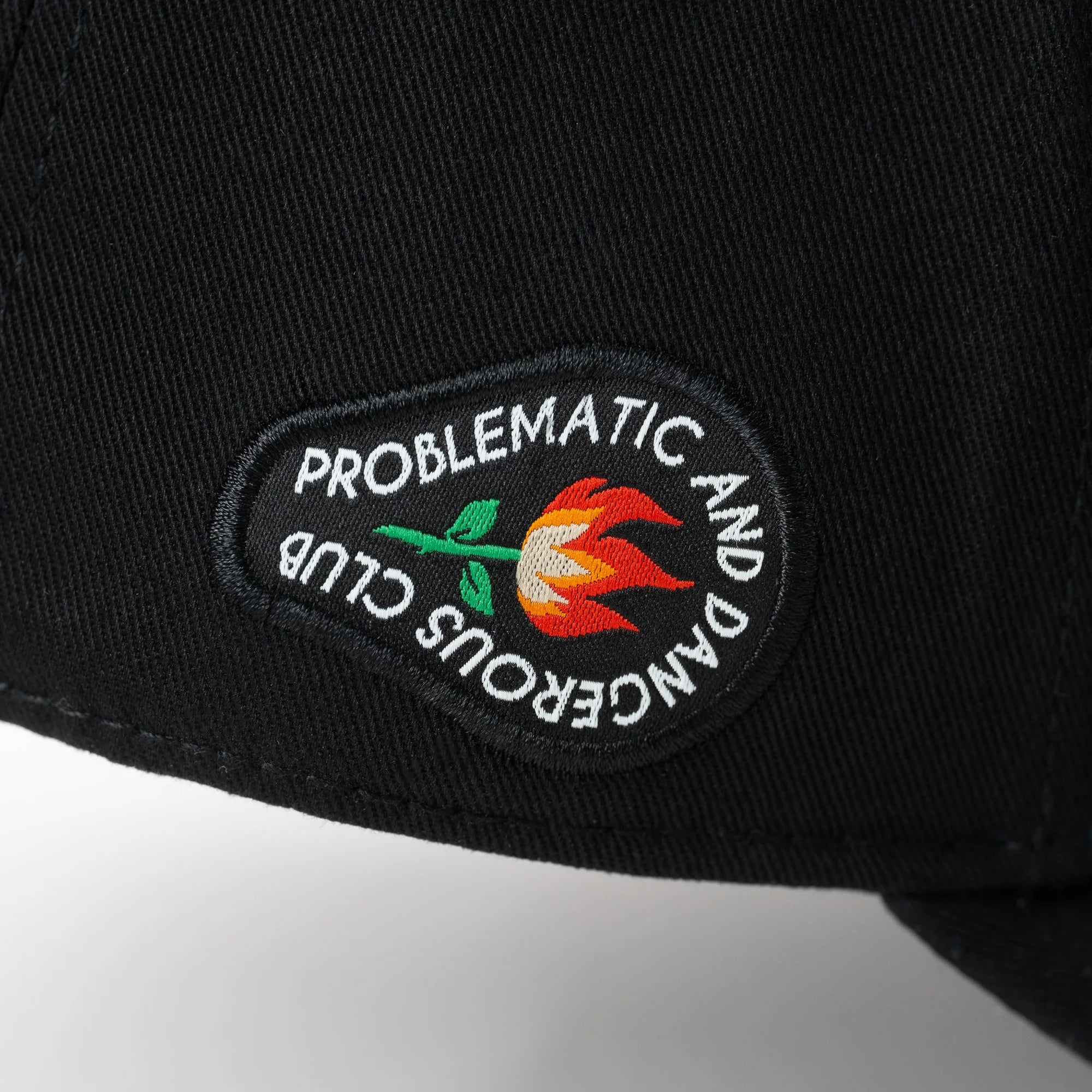 Oso Snapback Negro